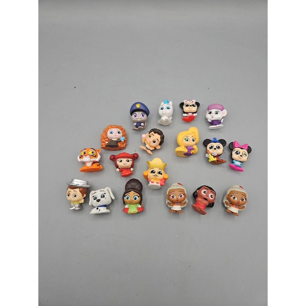 Lot of 18 Random Disney Doorables Mini Figures Mixed Series Disney Pixar Woody